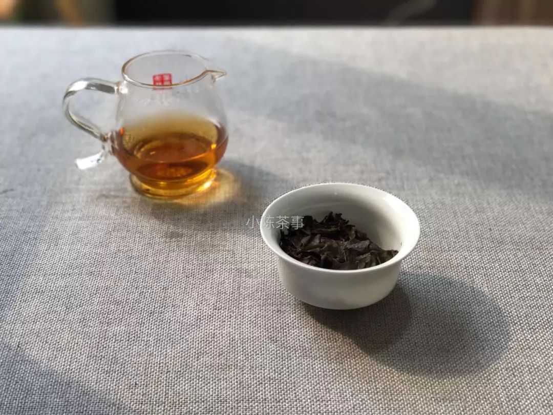 普洱茶：是红茶还是绿茶？了解其分类与特点