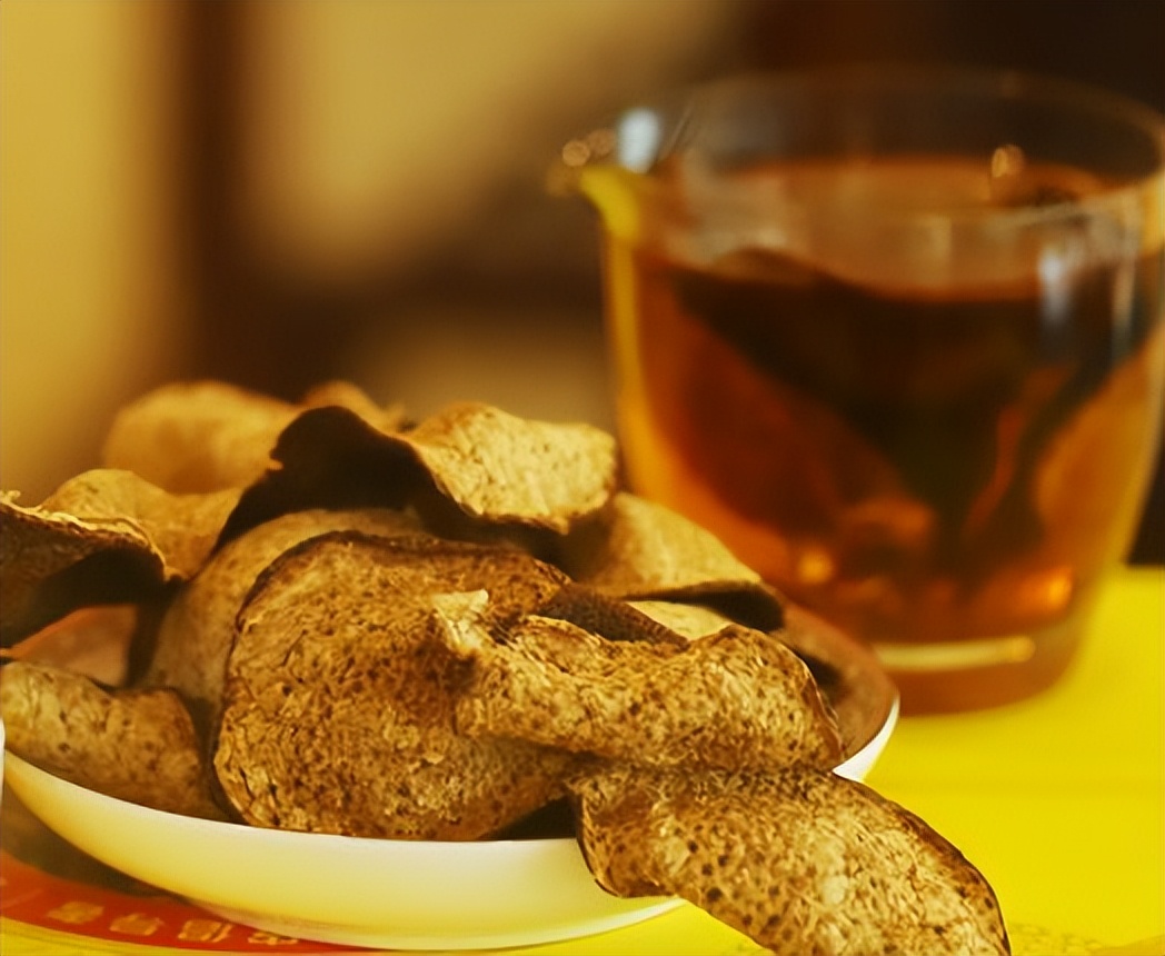 普洱茶与陈皮泡饮对孕妇和女性的功效，同时探讨这种组合的益处。