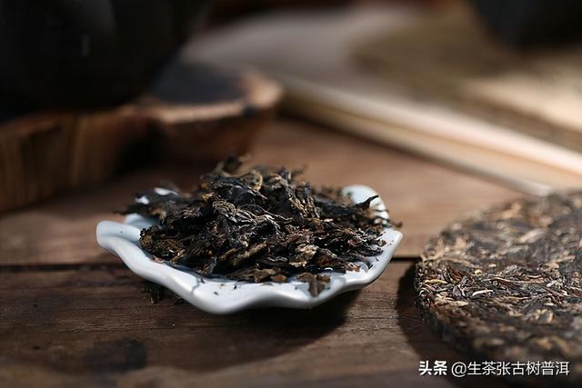 陈年普洱茶口感发霉