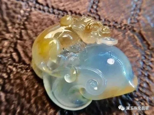 黄翡翠的寓意和象征