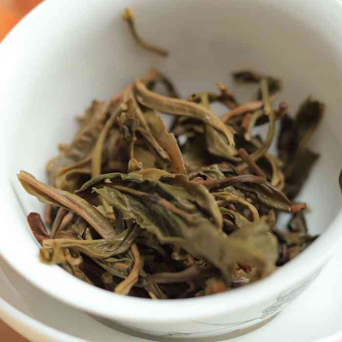 云南高贡山普洱茶古树茶木王及2007年的收藏价值和价格