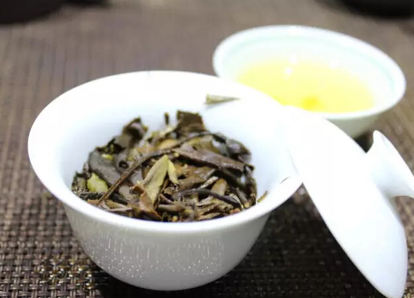 什么朝代的茶叶有粗散末饼茶