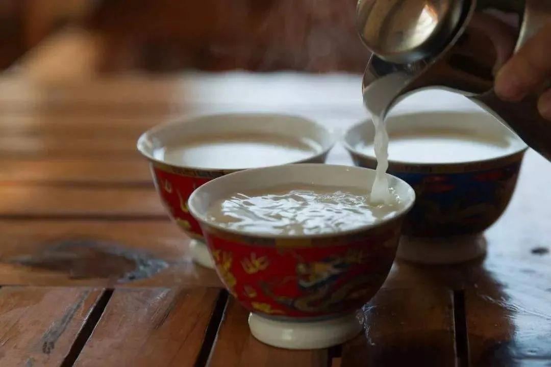 什么茶喝起来有点甜甜的味道？好喝的甜茶推荐