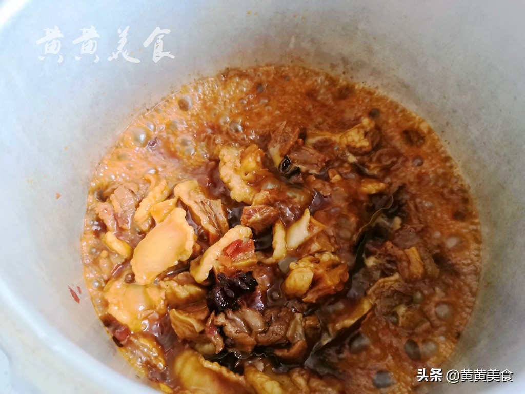 普洱茶饼里的棒棒材料解析：探寻普洱茶饼中的独特香料