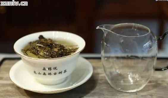 普皇普洱茶送的茶杯能用吗，有吗？