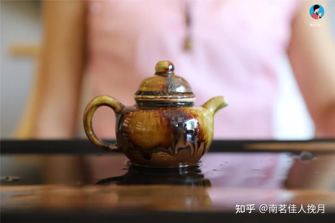 建水茶壶价格区间分析：寻找适合个人预算的完美茶壶