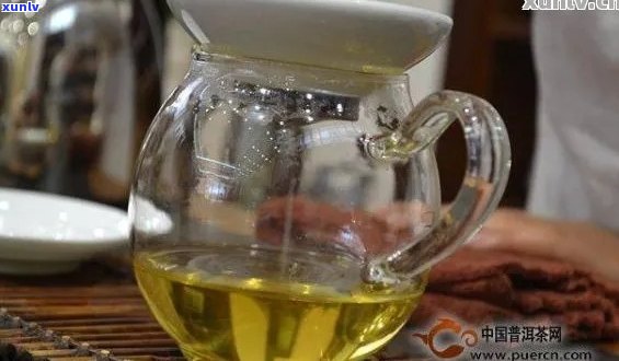 新探究普洱茶泡出油层现象的原因及其对茶叶品质的影响