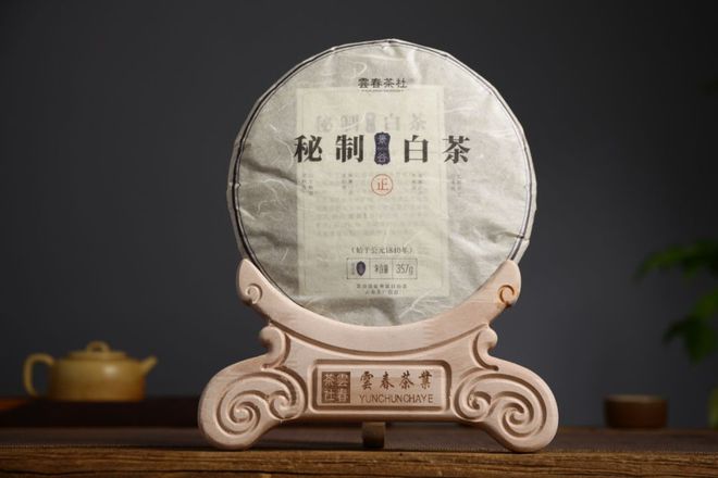 春海茶厂老班章生态茶：品质、制作工艺与生态环境的综合解析