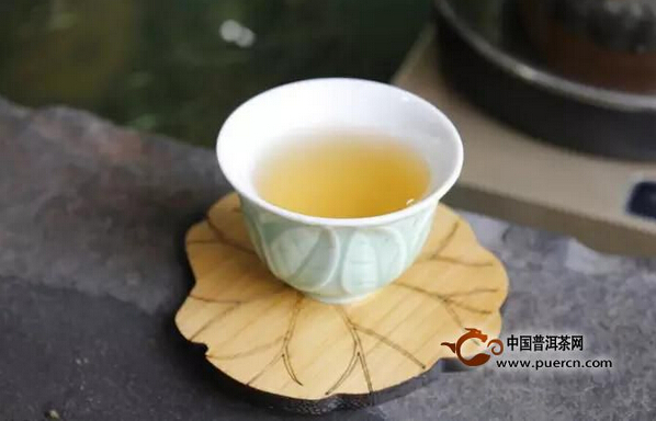 普洱茶属于红茶绿茶黄茶黑茶中的哪一种：普洱茶的分类与区别