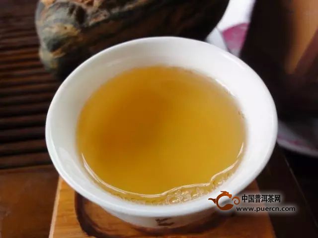 普洱茶：沙漠泉的救赎，品饮体验全解析