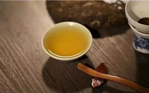 普洱茶对胃凉反酸的症状有缓解作用吗？