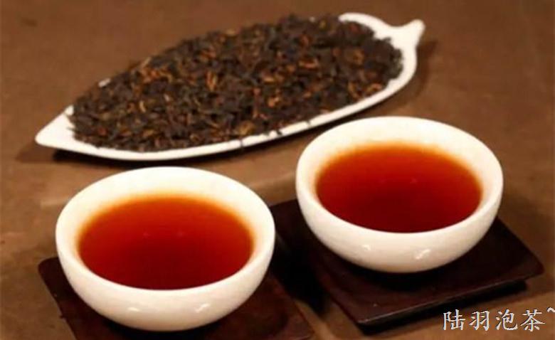 中国四大普洱茶种类及其特点：生茶、熟茶、青茶和红茶的详细介绍