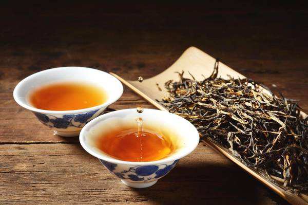 中国四大普洱茶种类及其特点：生茶、熟茶、青茶和红茶的详细介绍