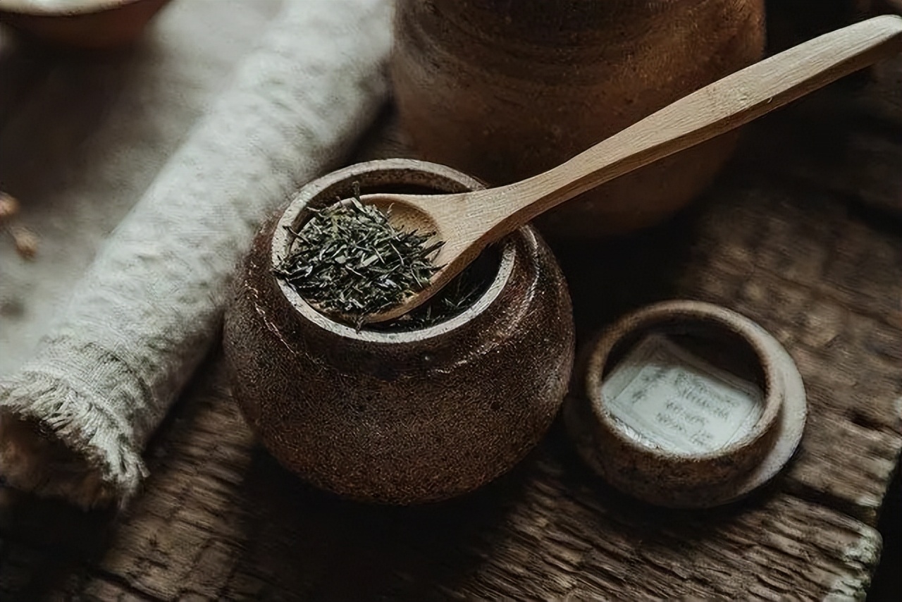 普洱茶属于什么颜色的茶