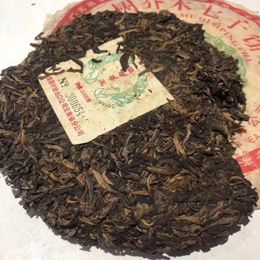 14年老班章茶多少钱一斤：探究普洱茶市场价格与品质关系