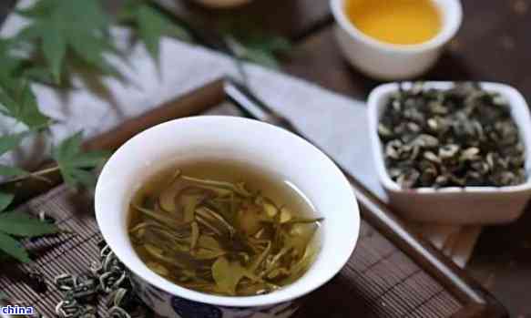 失眠者饮茶推荐：什么茶叶对改善睡眠？