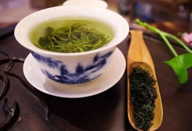 经济实的口粮茶推荐：哪种茶叶性价比高，适合日常饮用？