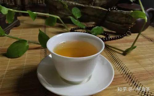 普洱茶喝了舌头打蜡吗？对女性有害吗？