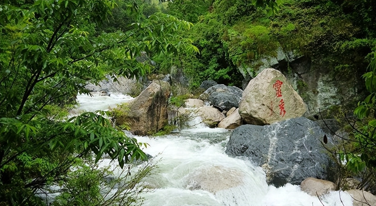 徽州印象翡翠价格查询：非遗文化城内的价格表和地点