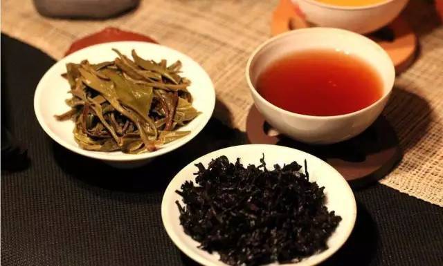 普洱熟茶三十年保存期限探讨：是否值得饮用？