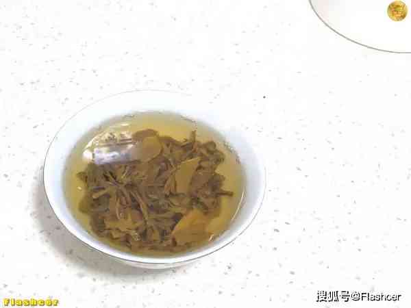 吉普洱茶选料