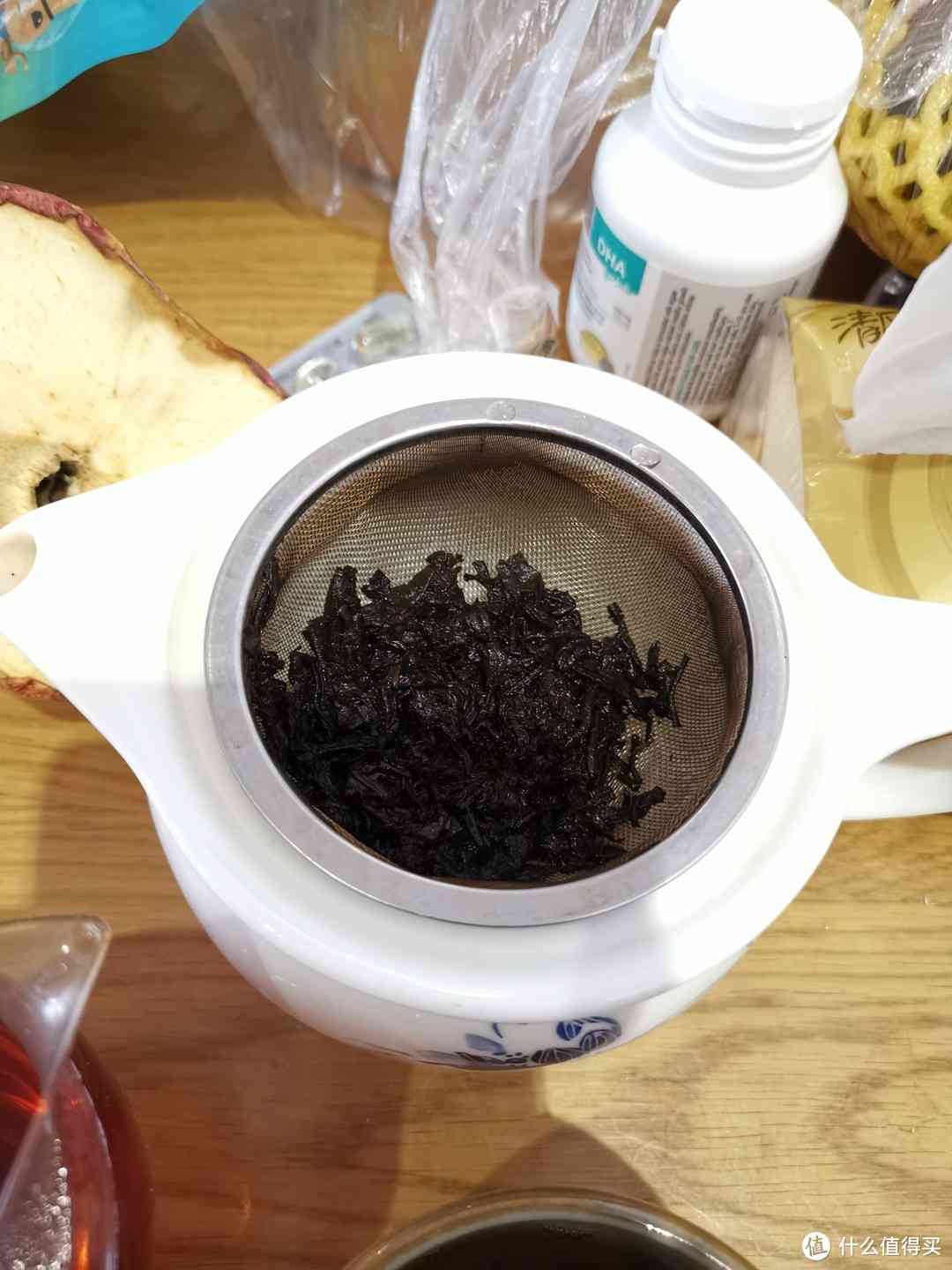 普洱茶能放蜂蜜喝吗：百度百科。