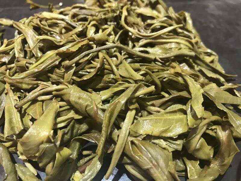 普洱茶存中是否可以使用干燥剂？