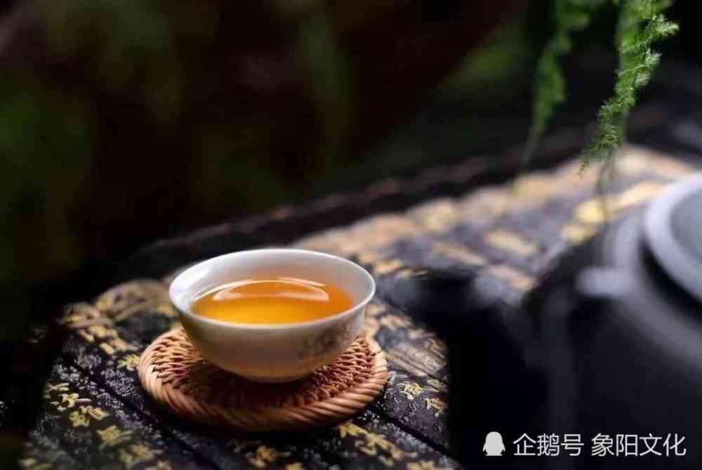 炒茶叶治腹泻：一种传统偏方的科学解析