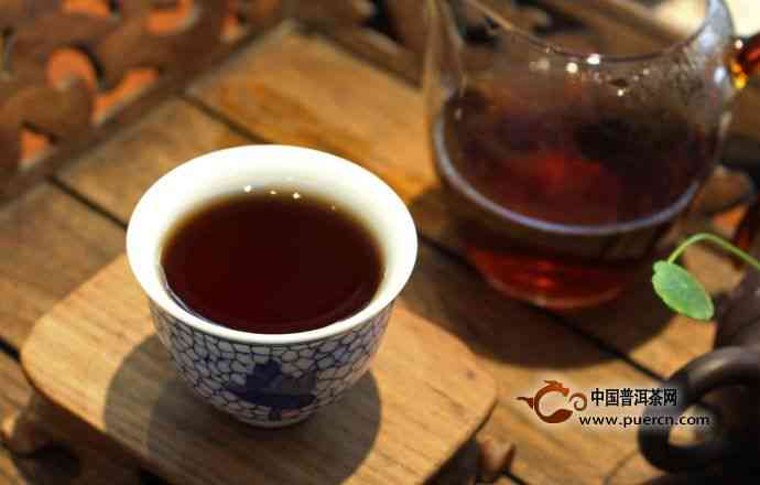 中国茶：红茶，绿茶，白茶，黑茶的分类及其特点