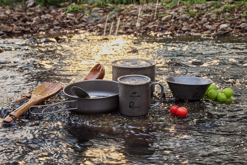 户外野餐与茶道：选择何种便携式烧水设备最合适？