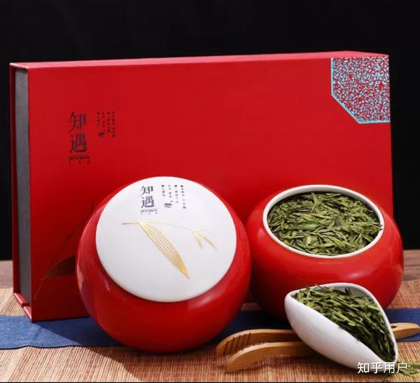 龙井茶礼盒的价格范围是多少？购买时应注意哪些因素？