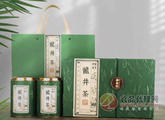 龙井茶礼盒的价格范围是多少？购买时应注意哪些因素？