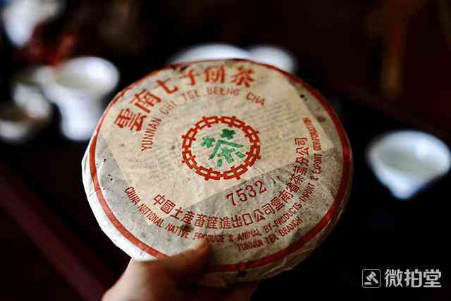 普洱茶茶饼发霉：如何识别、预防及解决方法，让你的茶品保持新