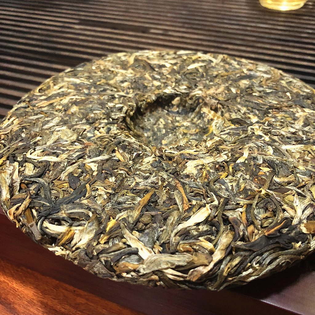 2018年老普洱茶饼