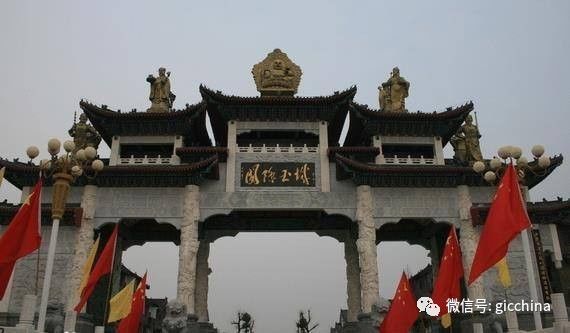 南阳石佛寺玉哪种质量好，市场开门了吗？