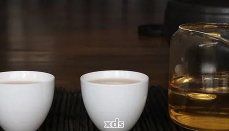 如何选择合适的杯子来泡普洱茶：材质、形状和度的影响