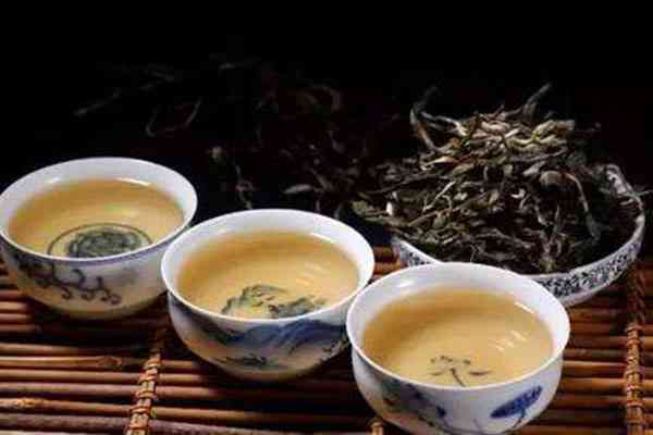 普洱茶冲泡需将茶叶研磨至多碎，方可饮用。