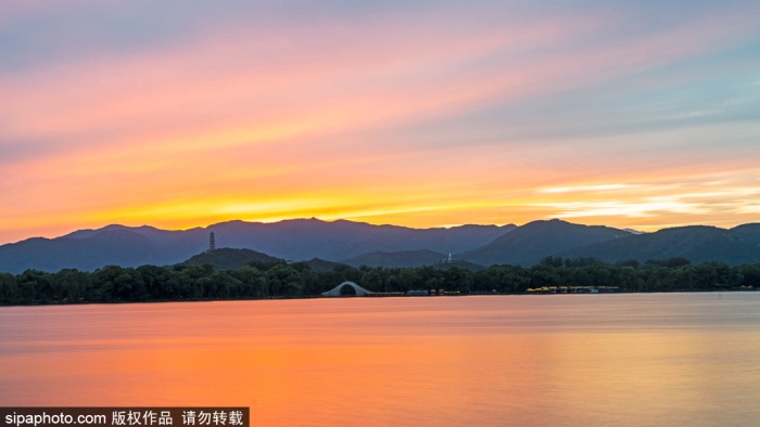 成都旅游翡翠购物陷阱：导游推销过度引发争议