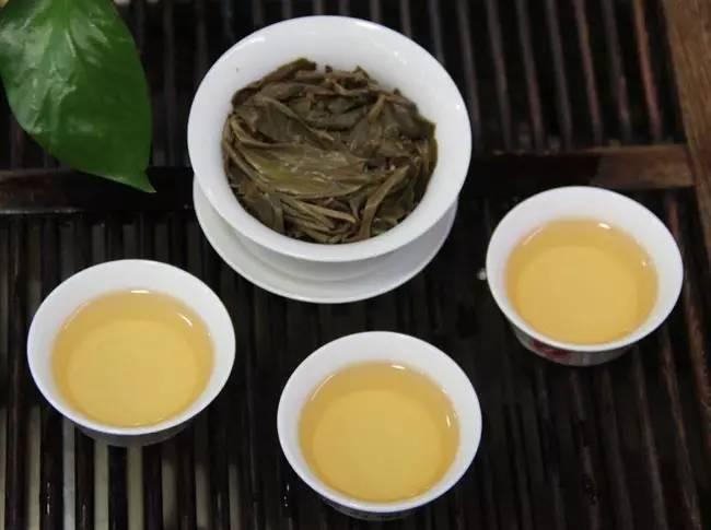 普洱茶的单株茶克重及泡法：独特特点与功效详解