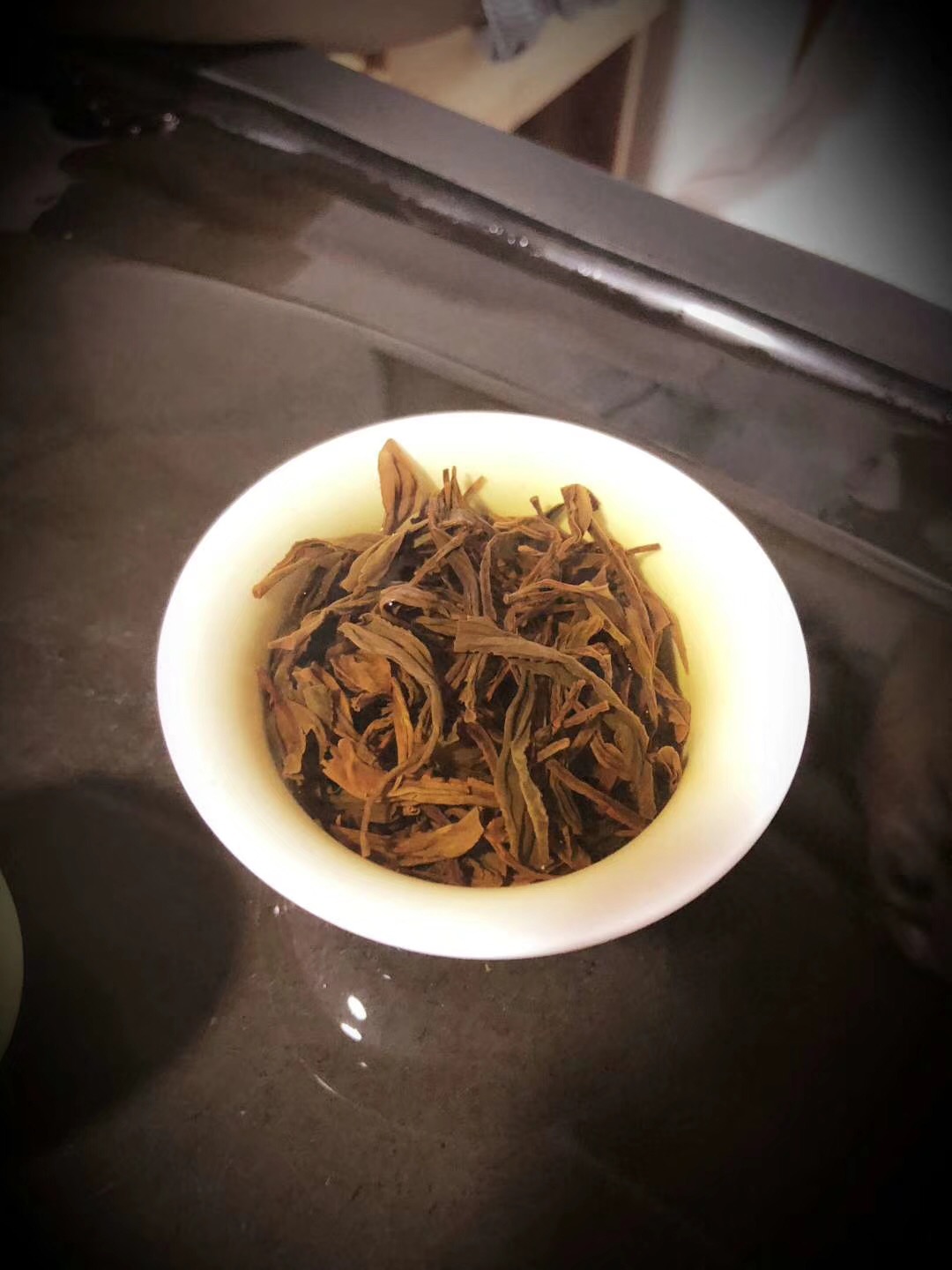 秋茶与春茶的区别和功效：哪种更好？