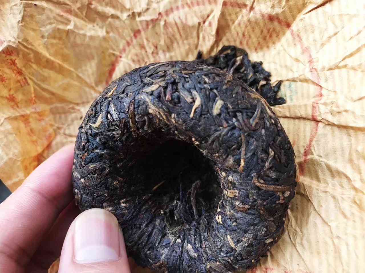 凤牌精选沱茶500g:2002年品质上乘，口感独特的精选茶叶