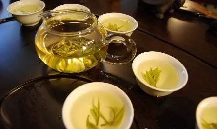 孕期饮茶：绿茶是否适宜？