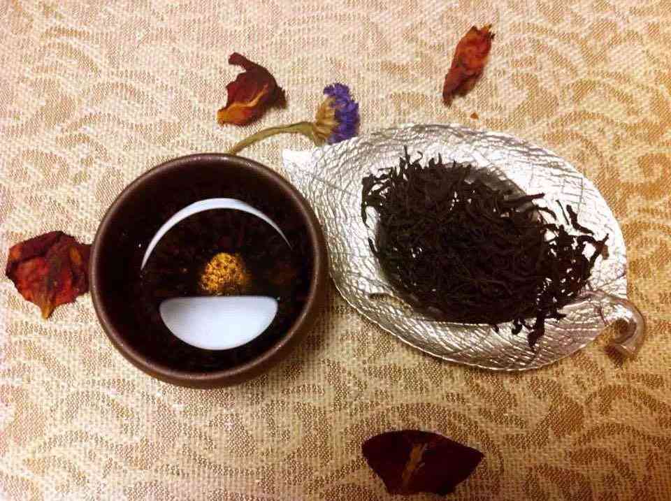 普洱茶颜色较浅的原因及其对茶叶品质的影响