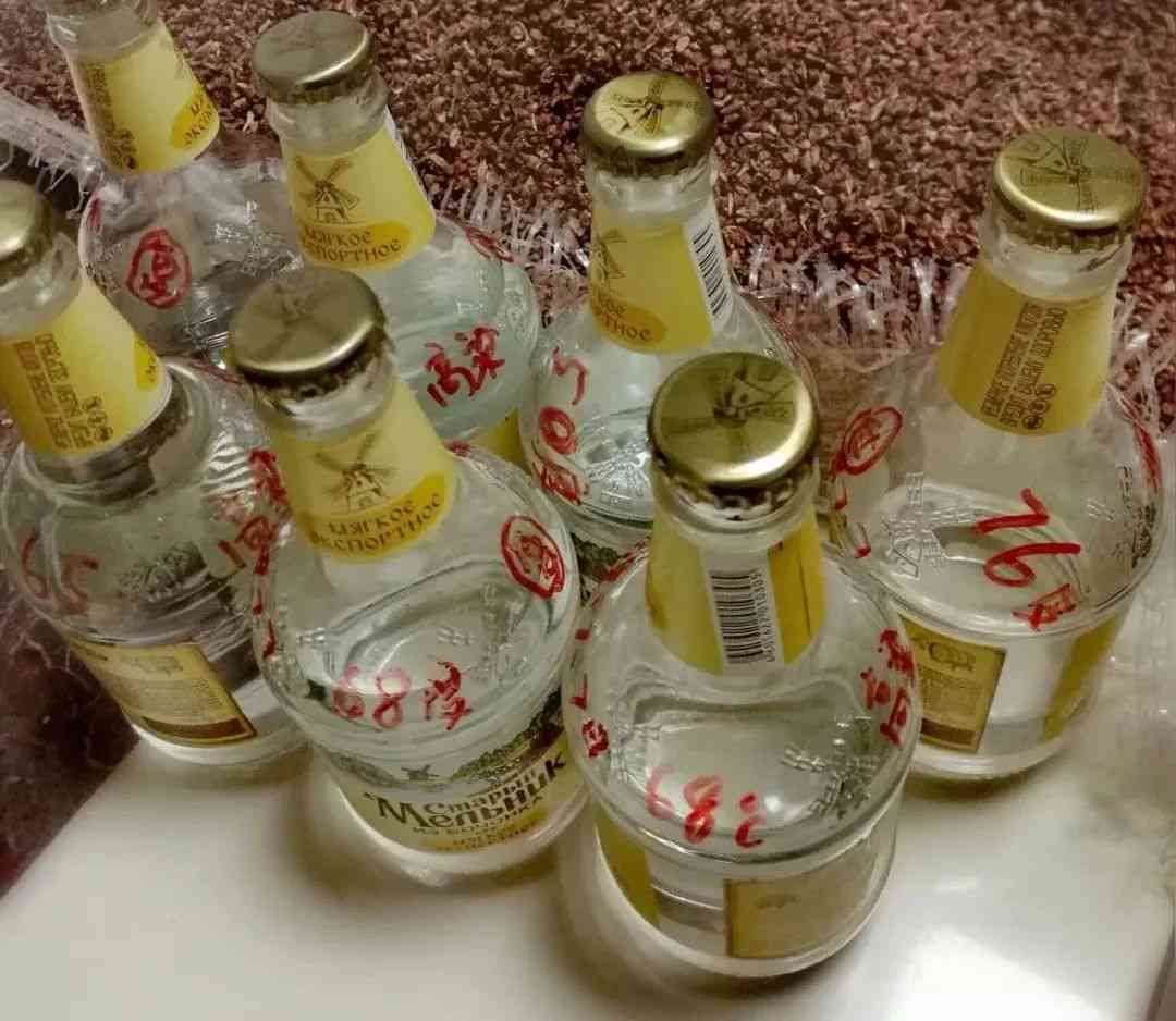 月亮52度酒价格：照片，个人，多少钱一瓶？