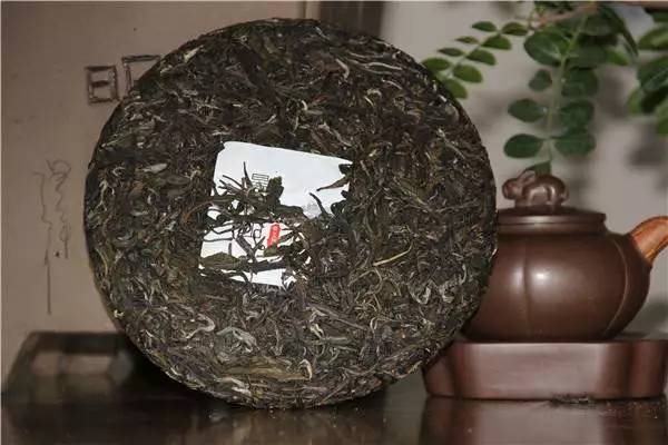 普洱茶饼350克的价格范围：了解不同品质和产地的详细信息