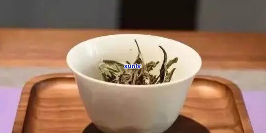 茶叶是否可以在空腹时饮用：解答关于早晨喝茶的疑问