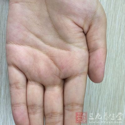 玉石握在手心久了会发热吗？女生为什么会这样？