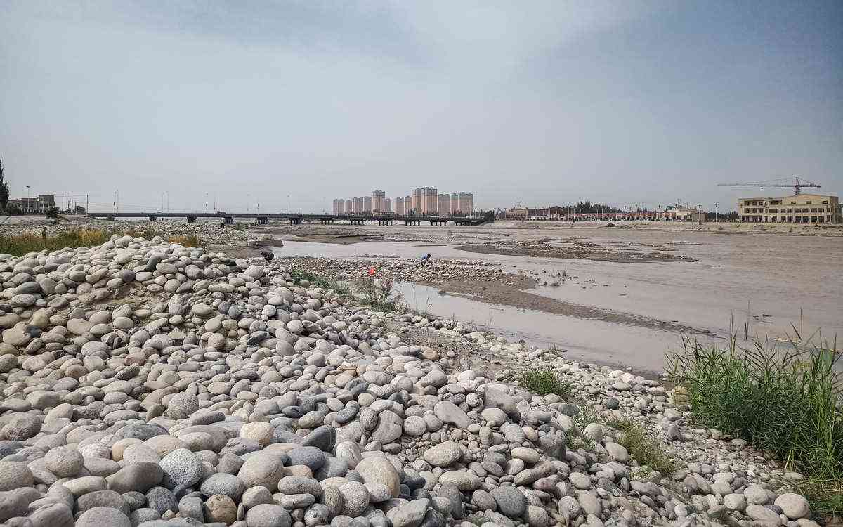 玉龙喀什河流域的生态、文化及其对当地经济的影响