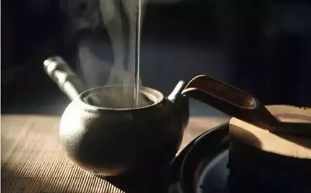 买普洱茶还能赚钱嘛现在