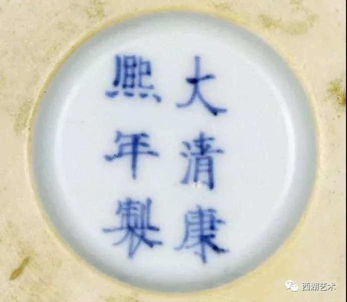 普洱茶鉴别色相技巧：优劣分晓，炼就一双火眼金睛